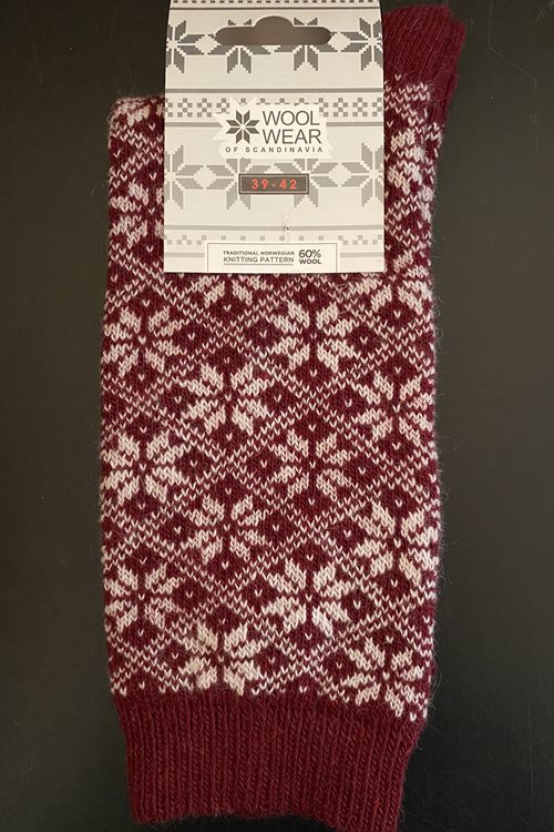 Wollsocken in klassischer Ausführung aus 60 % Wolle mit Schneeflockenmuster