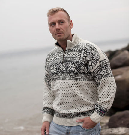 Original Norweger Pullover im Setadals Muster aus 100% reiner Wolle von Norwool