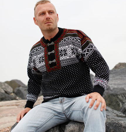 Norweger Pullover von Gjestal aus 100% Kammgarn mit Zinnösen