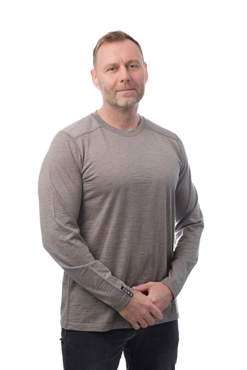 Baselayer-T-Shirt von WOOLWEAR of Scandinavia aus 100 % Merinowolle, Langarm