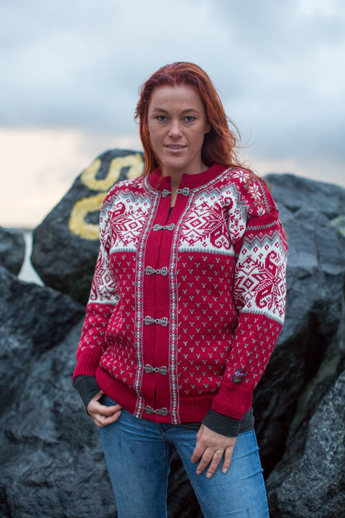 Original norwegischer Cardigan aus 100 % Kammgarn von Gjestal