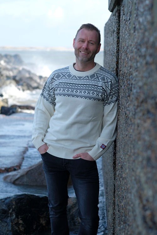 Norweger Pullover, dünner und feiner Pullover aus Merinowolle in schöner weicher Qualität