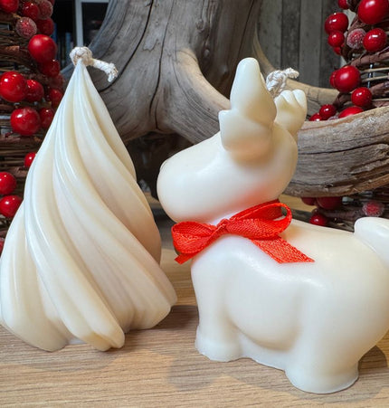 Set Handgefertigt!  Kerzen  Elch mit Weihnachtsbaum